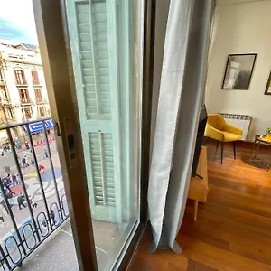 https://homenfun-barcelona-las-ramblas.catalonia-hotels.com